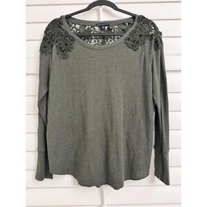 American Eagle long-sleeve waffle knit top with floral lace Size Medium